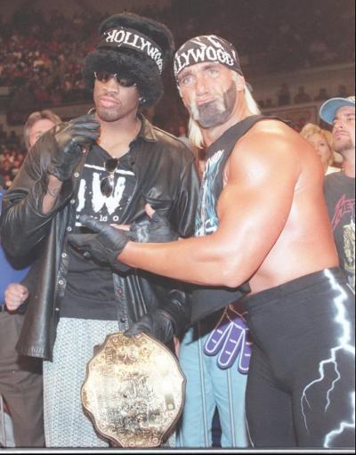 Dennis Rodman and Hulk Hogan team up in 1997.