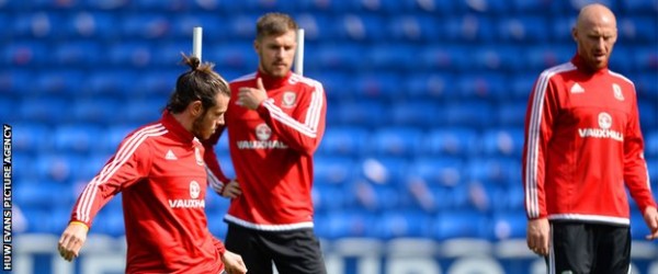 Gareth Bale, Aaron Ramsey and James Collins train on Saturday